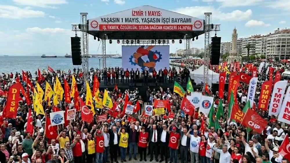 İzmir’de 1 Mayıs coşkusu… 10 binler alanı doldurdu