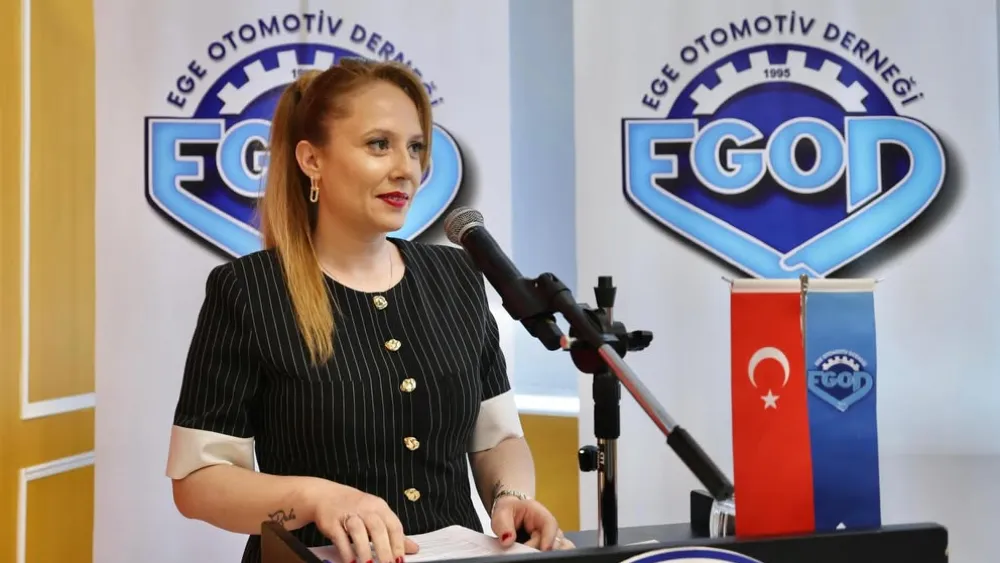 Egeli otomotivcilerin tarihinde bir ilk… Deniz Erkan EGOD’un ilk kadın başkanı oldu