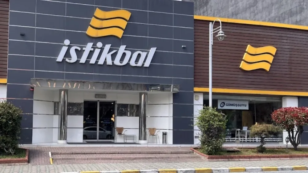 İzmir’deki dev otomotiv grubu ünlü mobilya markasının yeni sahibi oldu