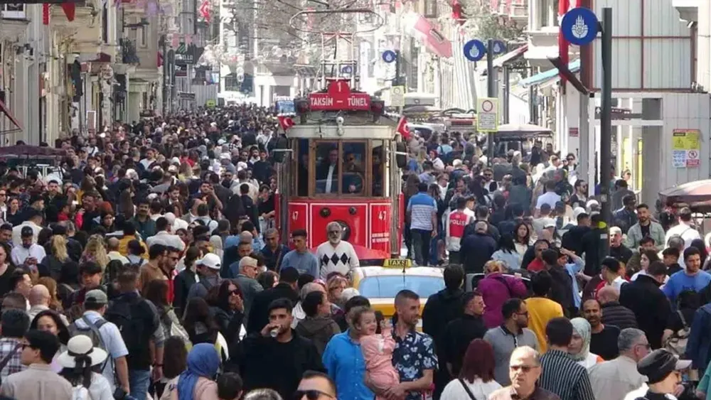 Dikkat çekici gençlik raporu: Türkiye’de 10 gençten 6’sı istihdama dahil olamıyor