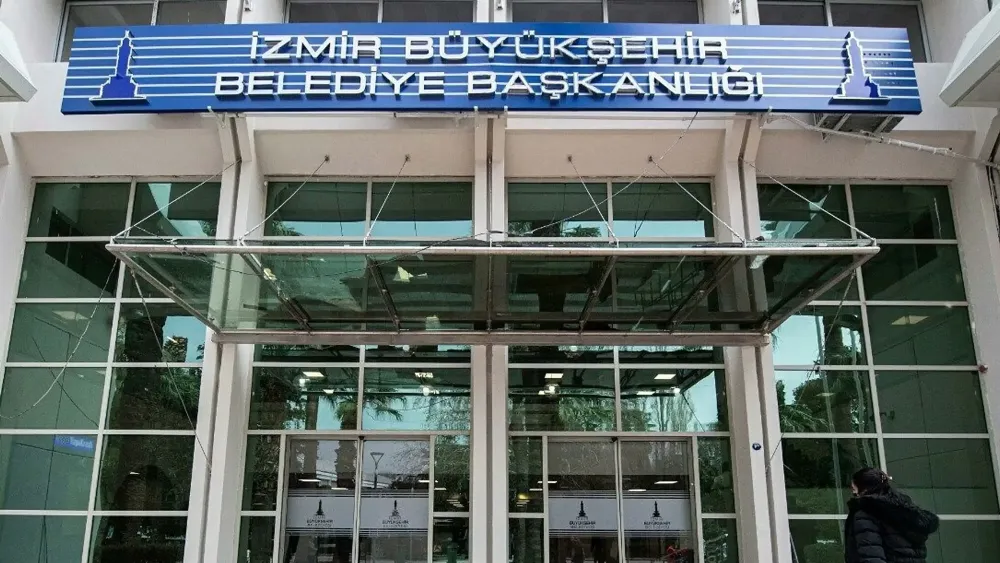 Belediyelere bir darbe daha…. Cumhurbaşkanı izni olmadan şirket kuramayacaklar!