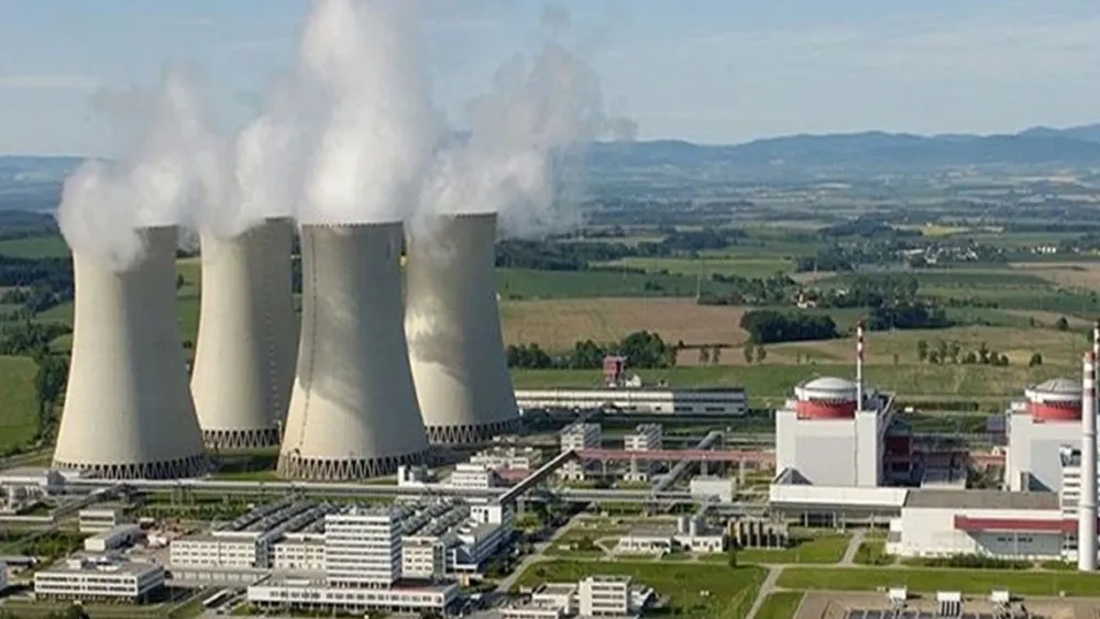 Nükleer enerjiye dışa bağımlılık ve risk eleştirisi