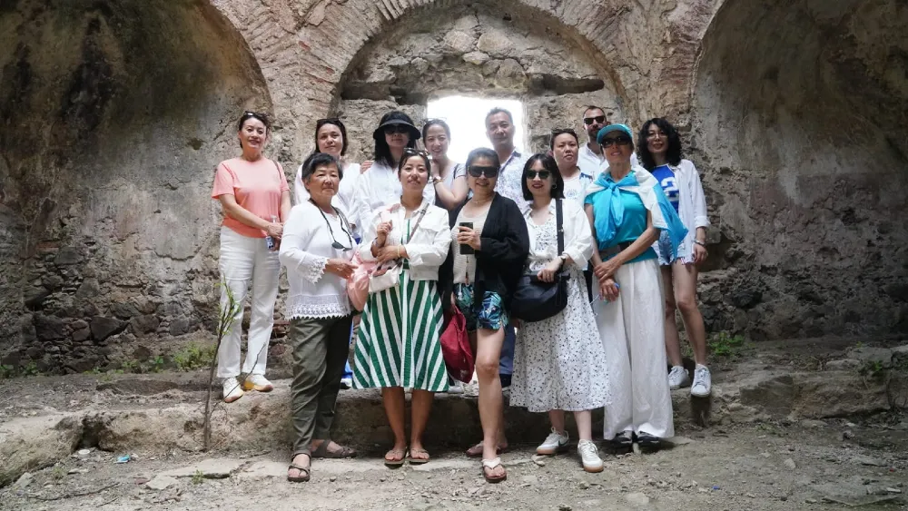 İzmir’in sakin şehri Çinli turistin yeni tatil destinasyonu oluyor