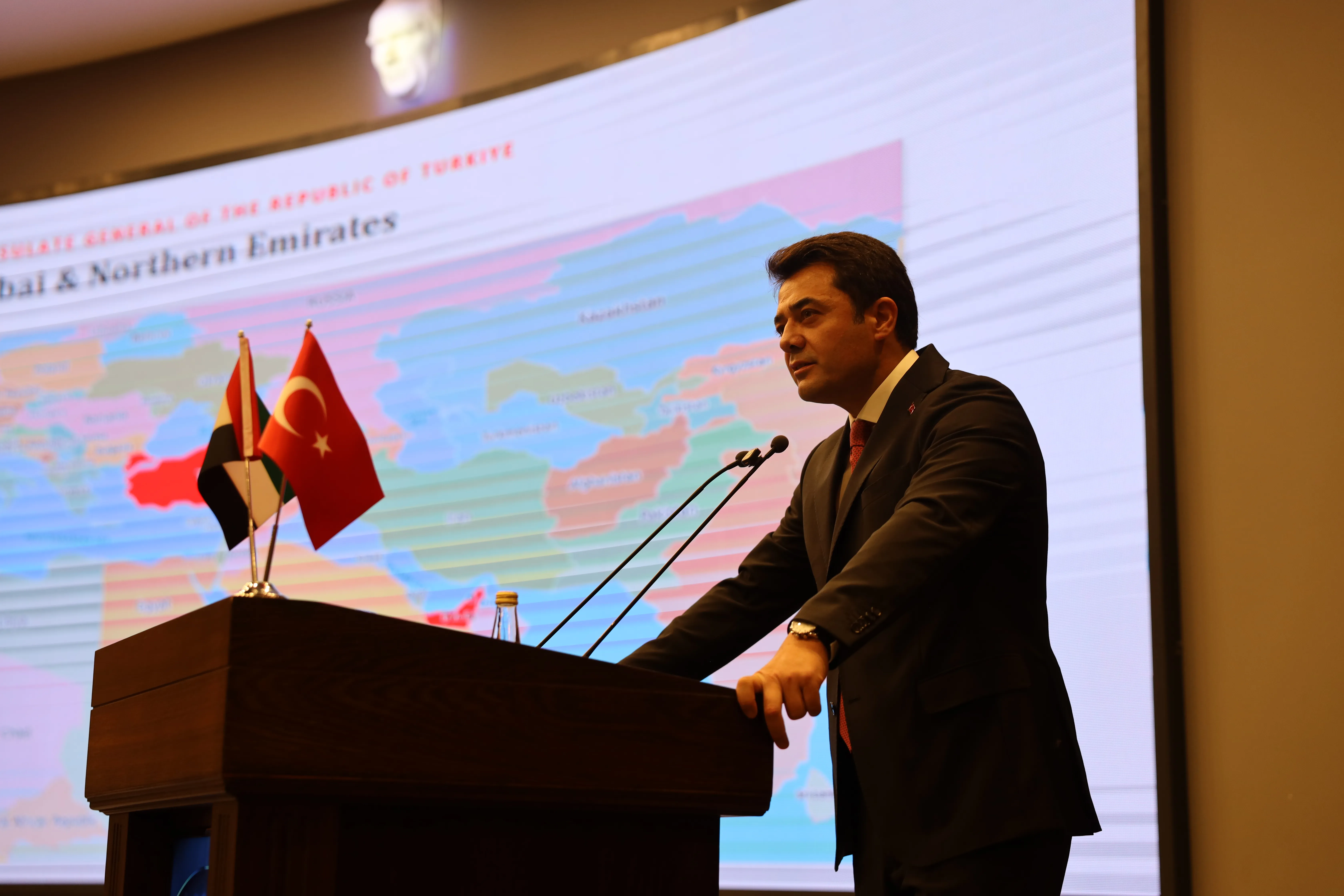 T.C. Dubai Başkonsolosu Onur Şaylan