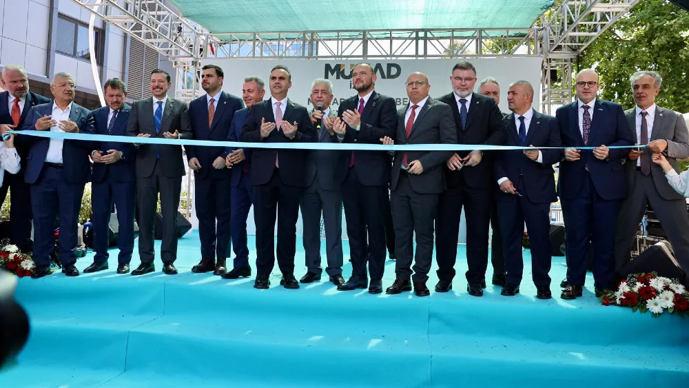 MÜSİAD İzmir Şubesi'nin yeni hizmet binası açıldı