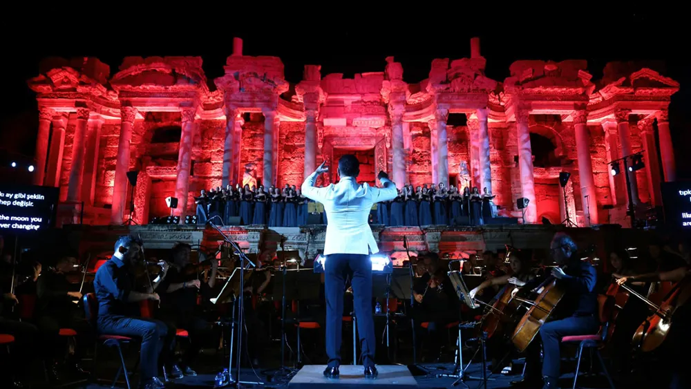 Sardes Antik Kenti'nde Carmina Burana gecesi 