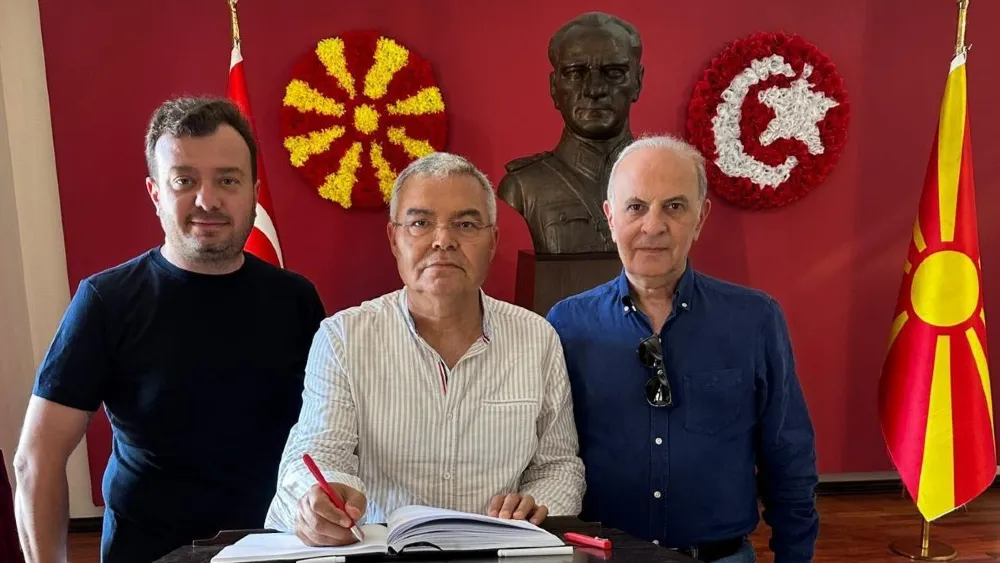 Müzede düzenlenen törene, Yönetim Kurulu Başkan Yardımcısı Metin Akdaş ile Yönetim Kurulu Üyeleri Aytekin Öztaş ve Cüneyd Temel katıldı.