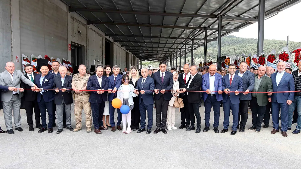 Aliağa'da lojistik sektörüne dev yatırım... Nuremma Antrepo hizmete girdi