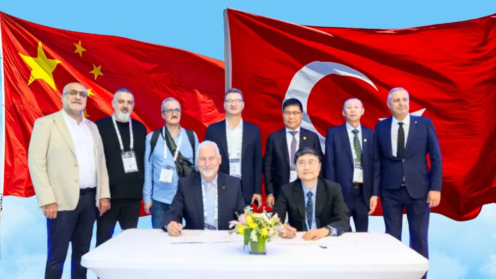 İzmirli iş insanları Çinli teknoloji devi ile Dubai'de imzaları attı