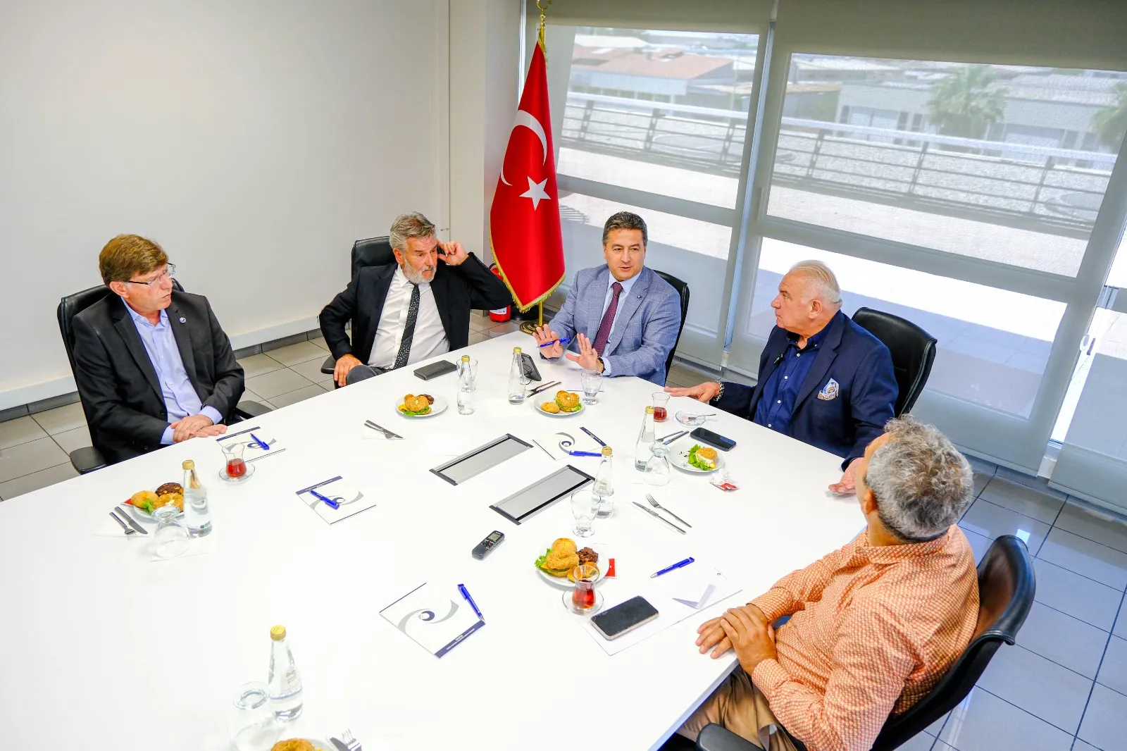 İAOSB örnek bir yönetim modeli uyguluyor