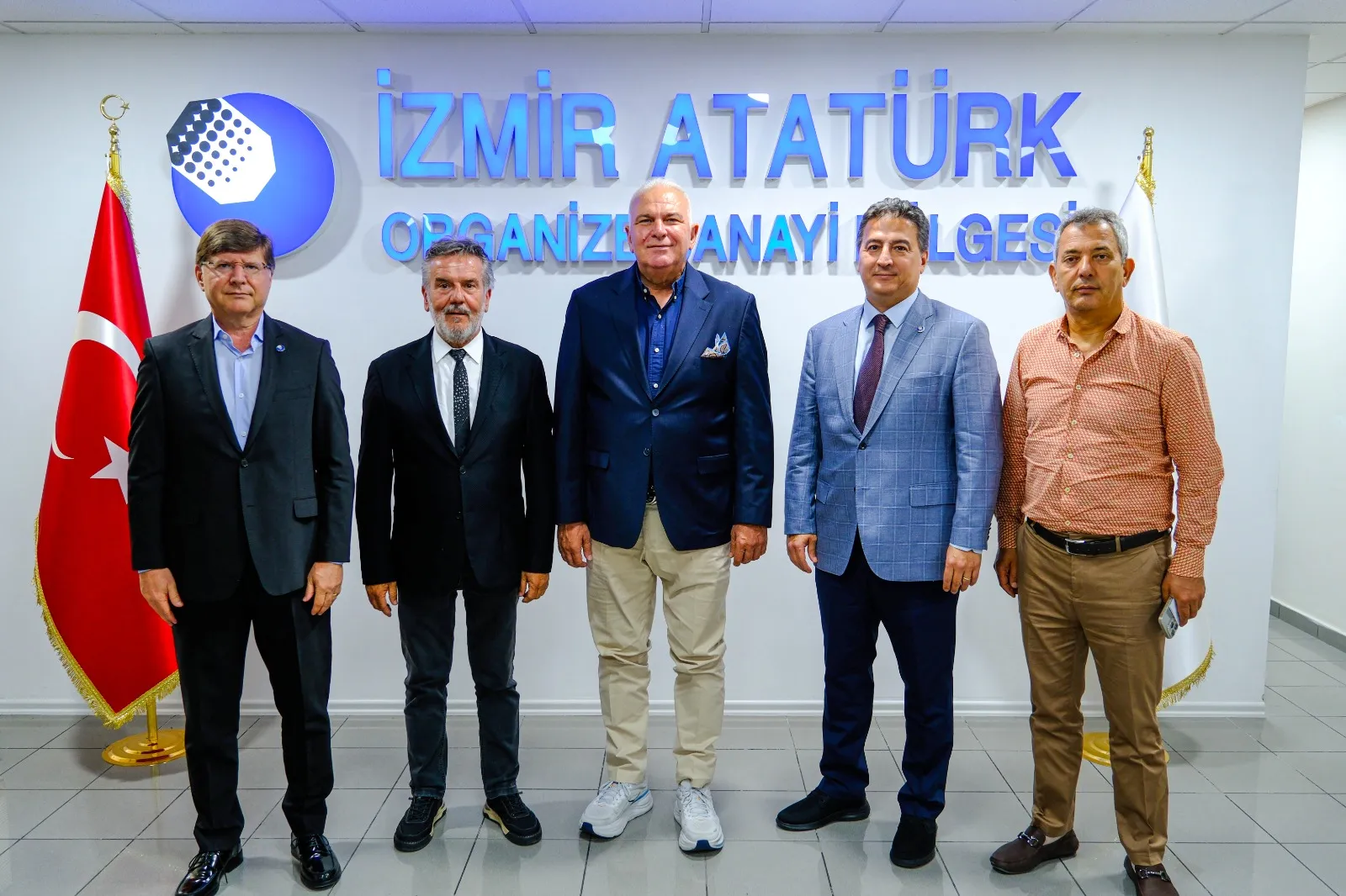 soldan-Gökhan Aksın, Melih Dirin, Cenk Karace, Cem İnam, Fesih Demirer