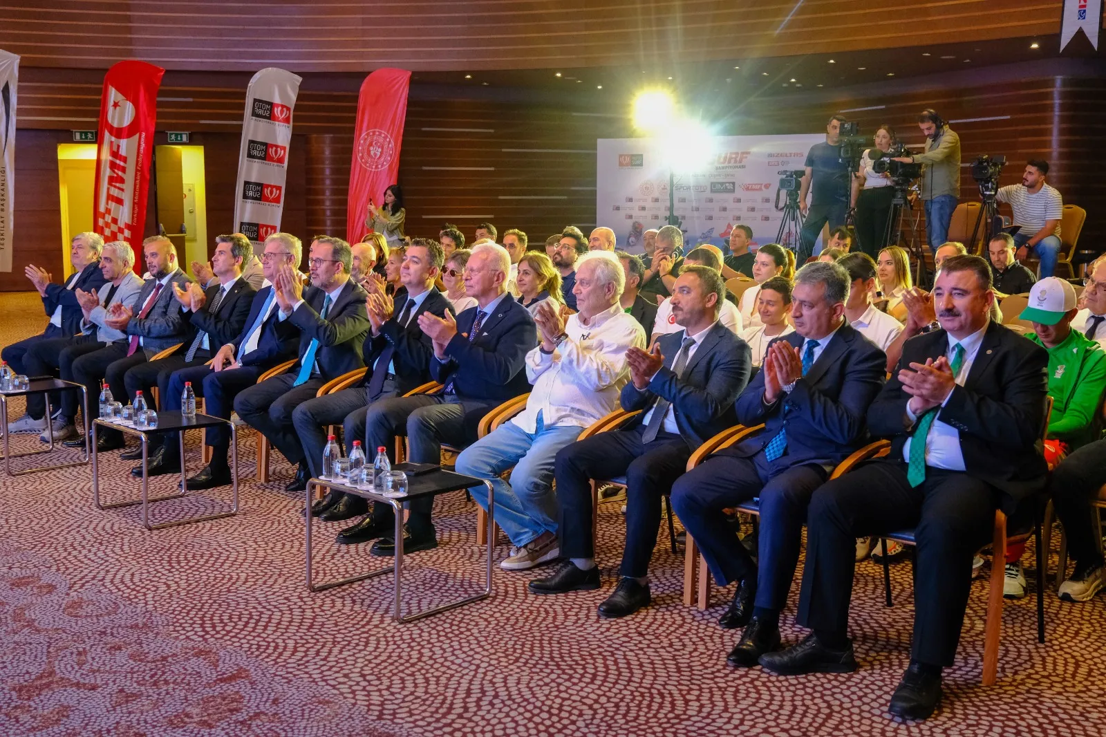 İzeltaş Dünya Motosurf Şampiyonası tanıtım toplantısı büyük katılımla yapıldı