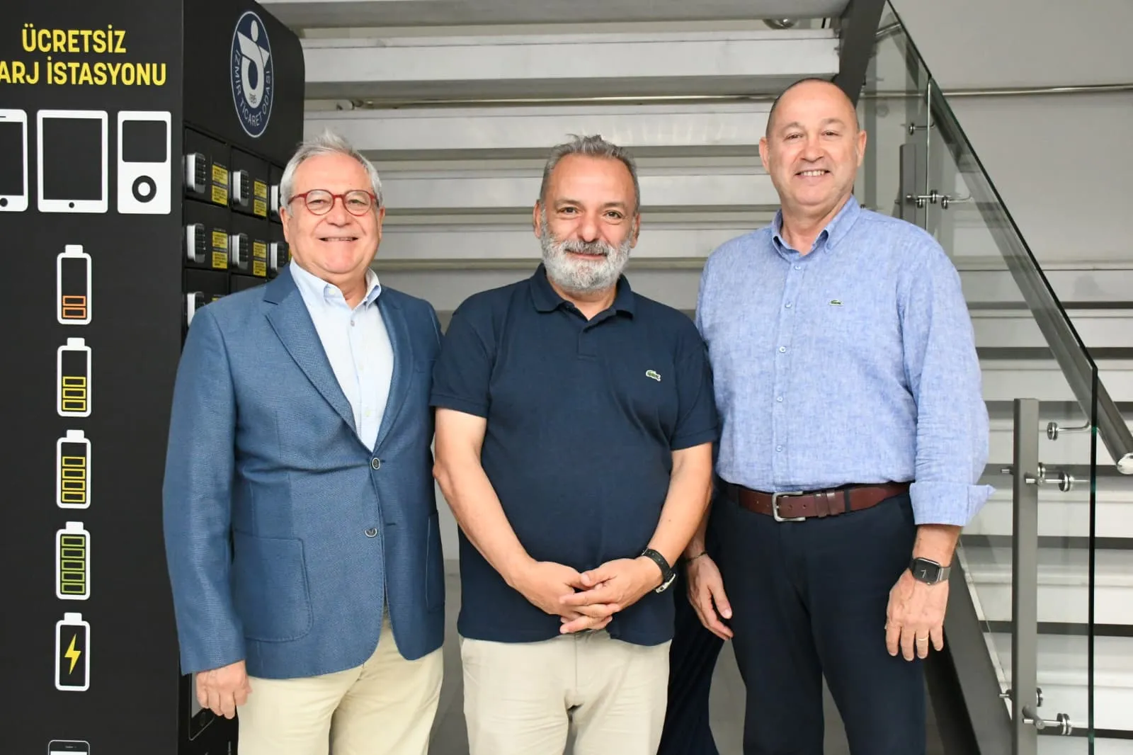 İlhan Zincircioğlu (solda) ve Engin Olgunca, gazeteci Nihat Delibaşı'na yeni sezon beklentilerini anlattı