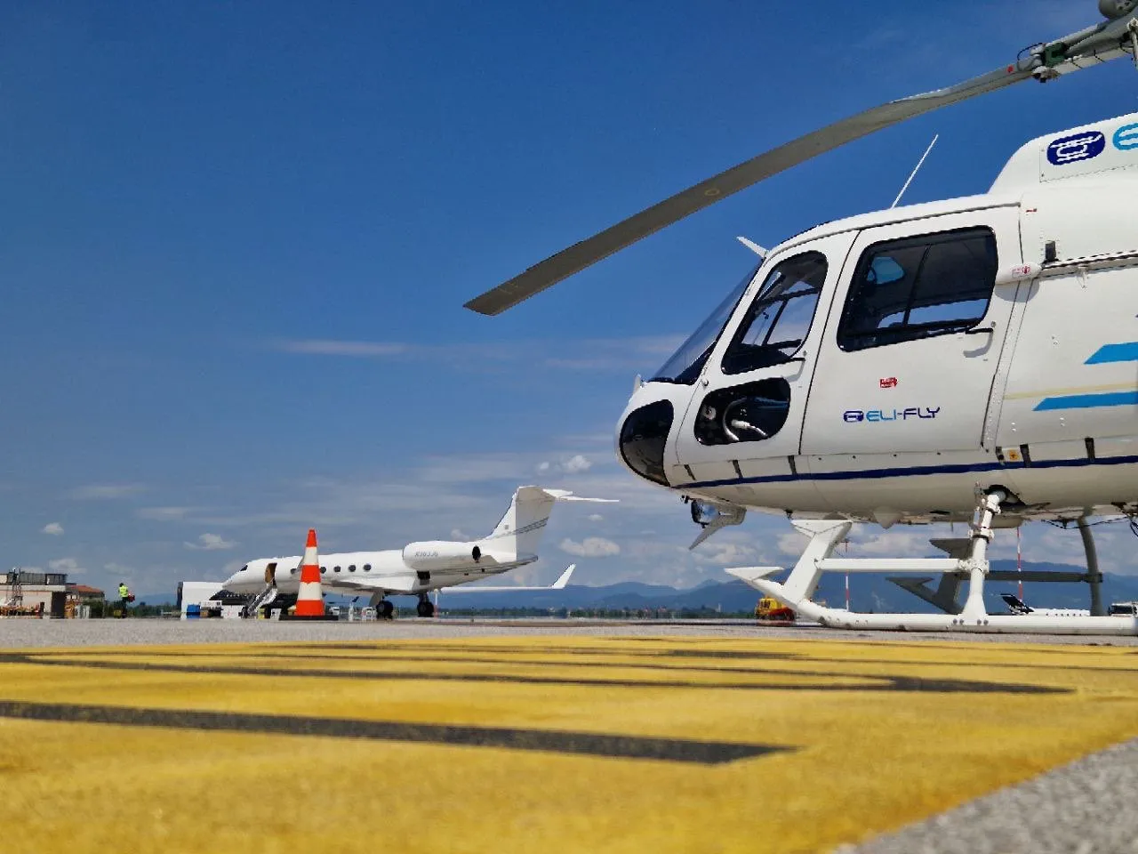 İtalyan firma helikopter taksi olarak da hizmet veriyor