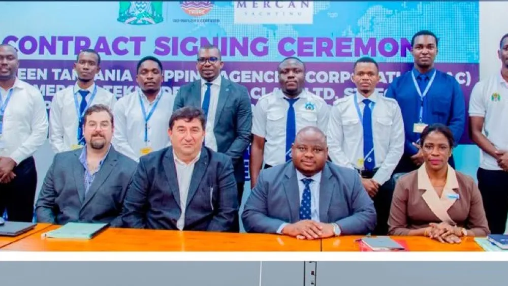 İzmirli yat kralı Doğu Afrika’ya tekne göndermek için imzayı attı