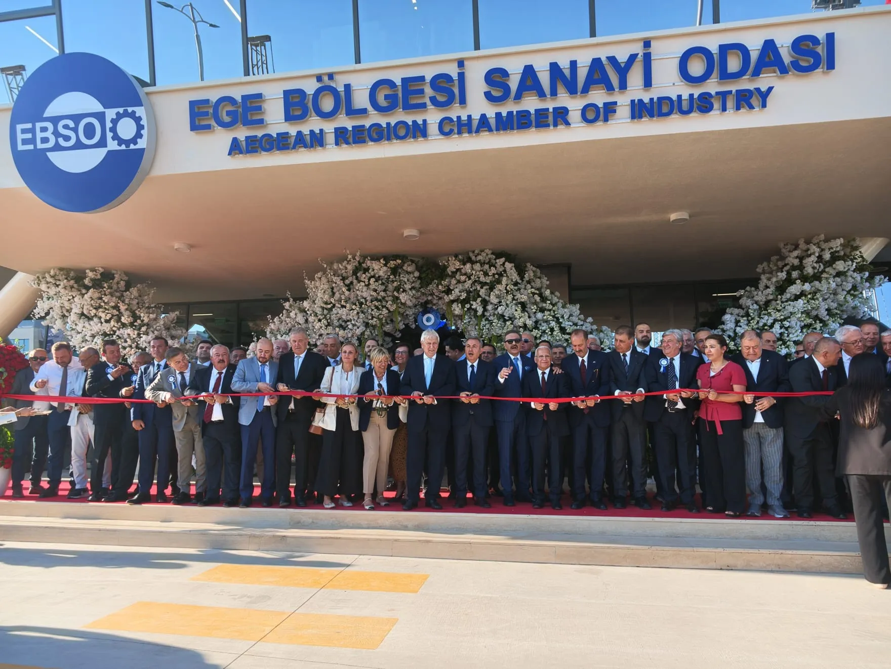 EBSO Yeni Hizmet Binası törenle açıldı