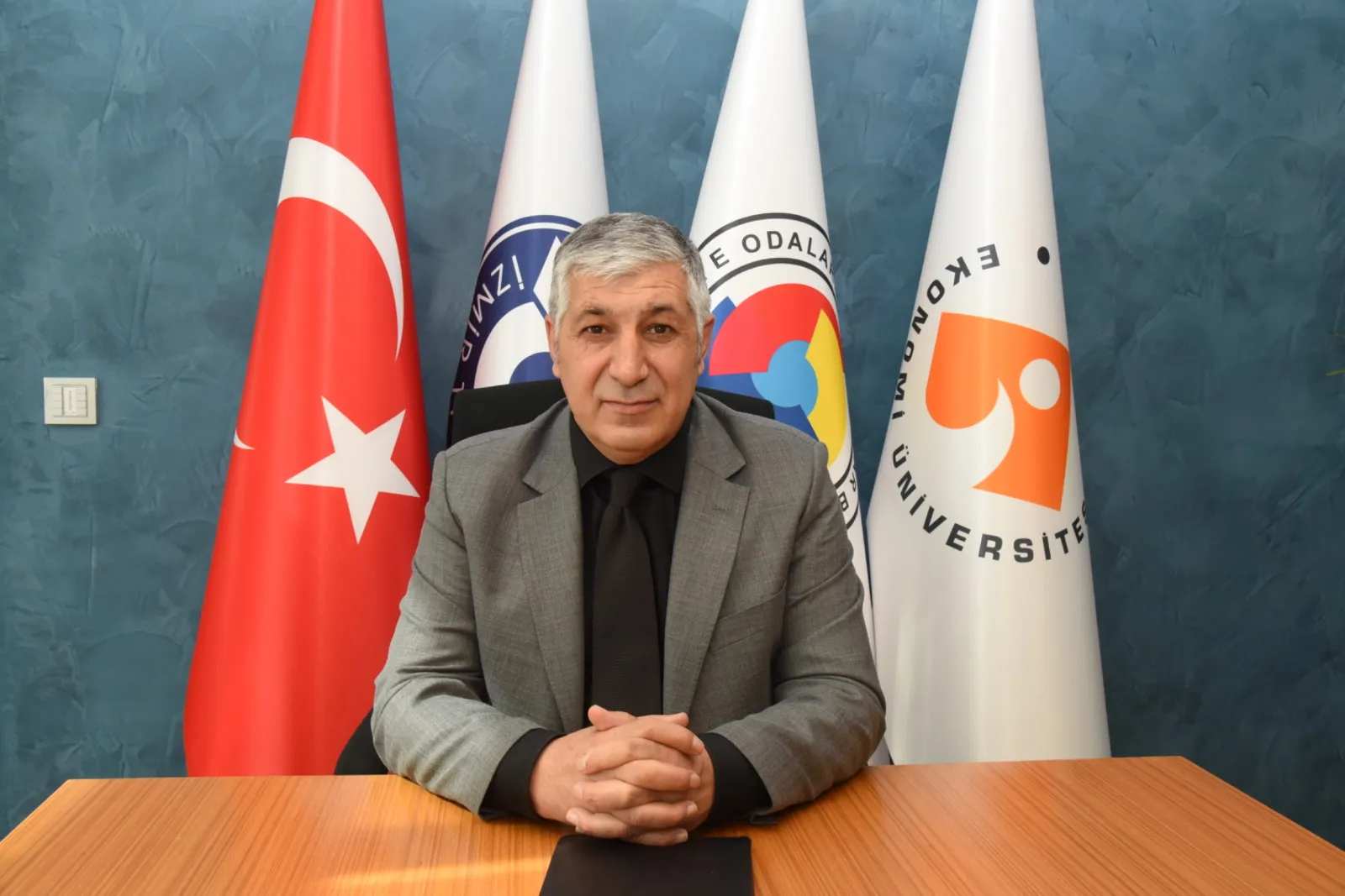 İzmir Ticaret Odası Yönetim Kurulu Üyesi ve Dikili Jeotermal Isıtmalı Sera Organize Tarım Bölgesi Yönetim Kurulu Başkanı Mehmet Şahin Çakan