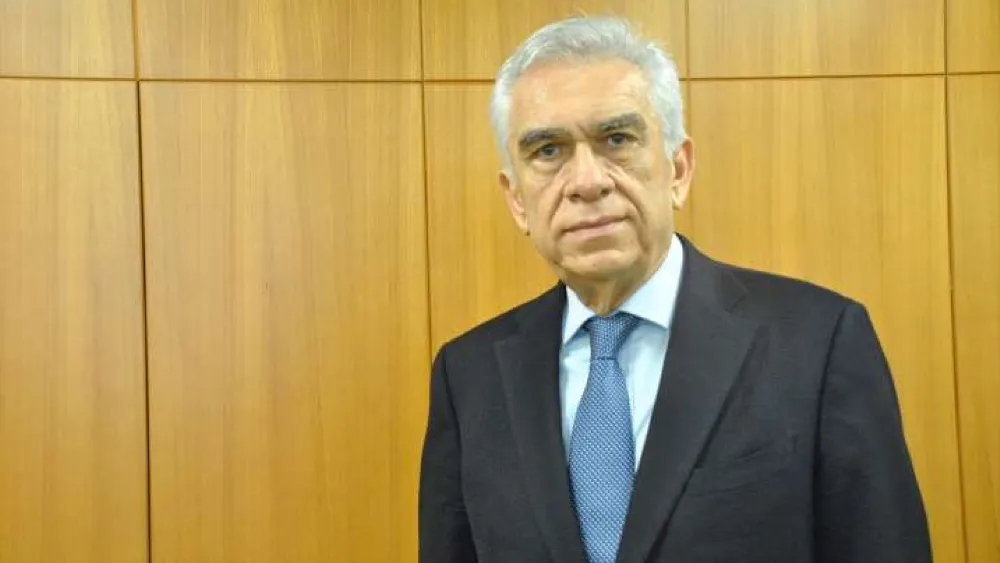 İzmirli çelik devinin ortaklarından 1,6 milyar TL'lik satış hamlesi