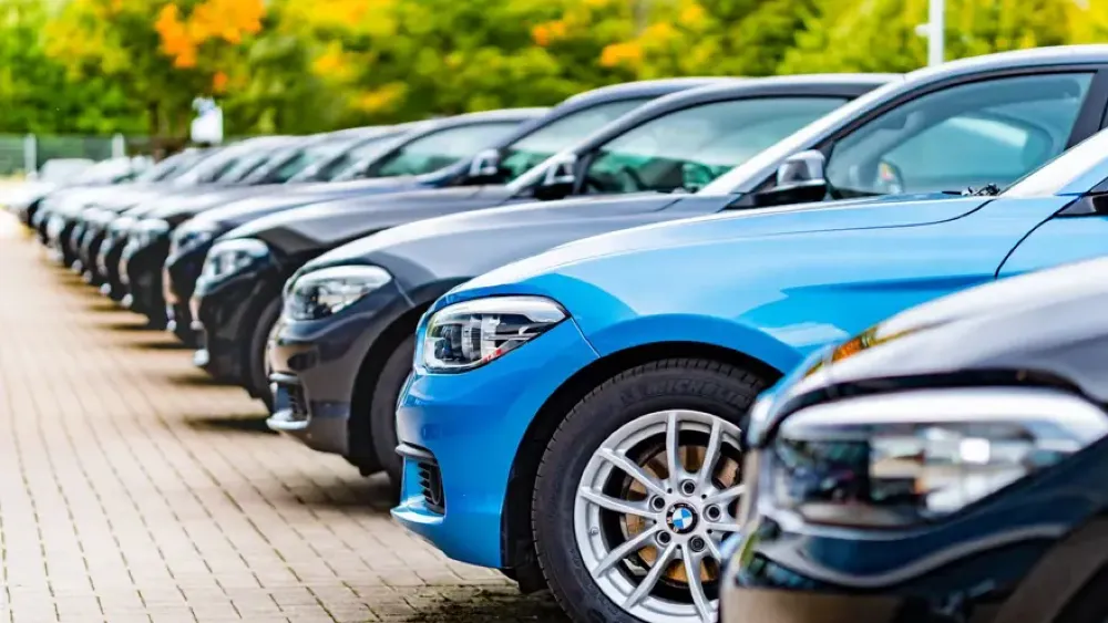 Binek otomobillere 100 bin TL vergi geldi... Vatandaş zam gelecek endişesine kapıldı
