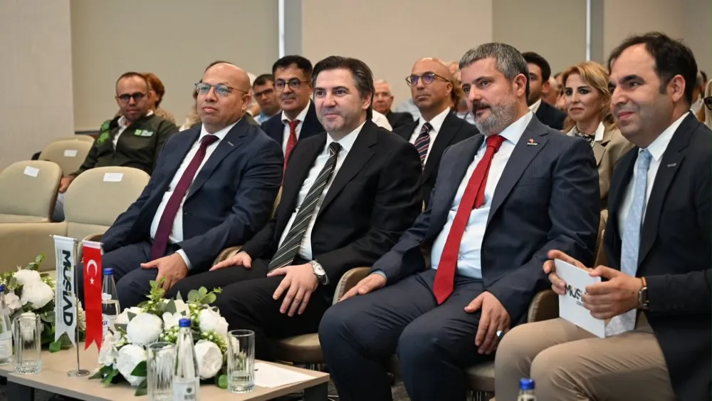 Tarımın patronundan Dikili sera bölgesine uyarı: Yatırıma bu yıl başlayın
