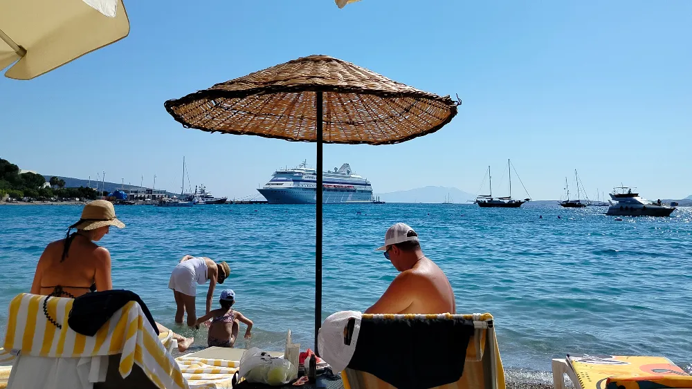 İngiliz gazetesinden çarpıcı analiz: Muğla ve Antalya’da otel fiyatları ciddi düştü