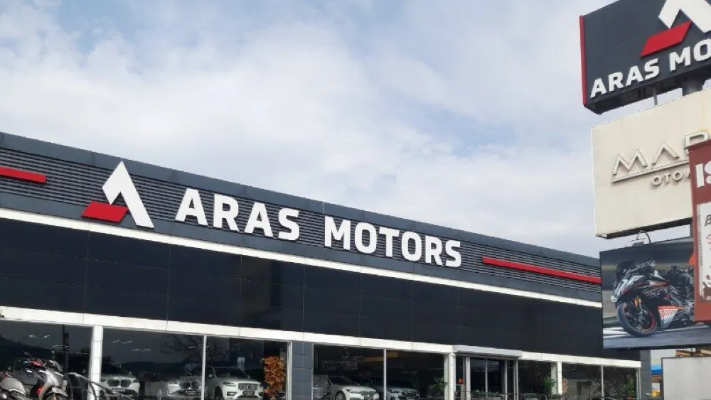 İzmir’de lüks otomobiller satan ünlü iş insanı da konkordato ilan etti