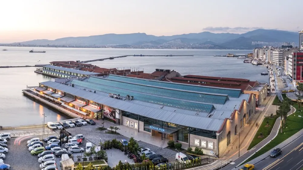 Konak Pier elde kaldı… Devler açık artırmaya girmedi