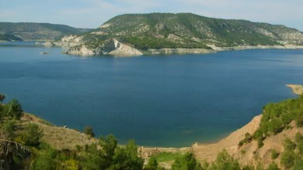 Enerji devinin yüzer GES projesi ÇED’den döndü, yeni dosyayla yeniden başvurdu