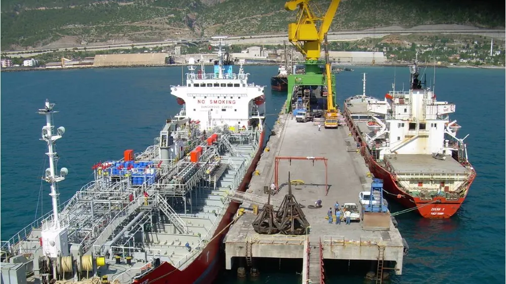 Alsancak Limanı’nda yük operasyonunu devralan şirketten yeni liman atağı