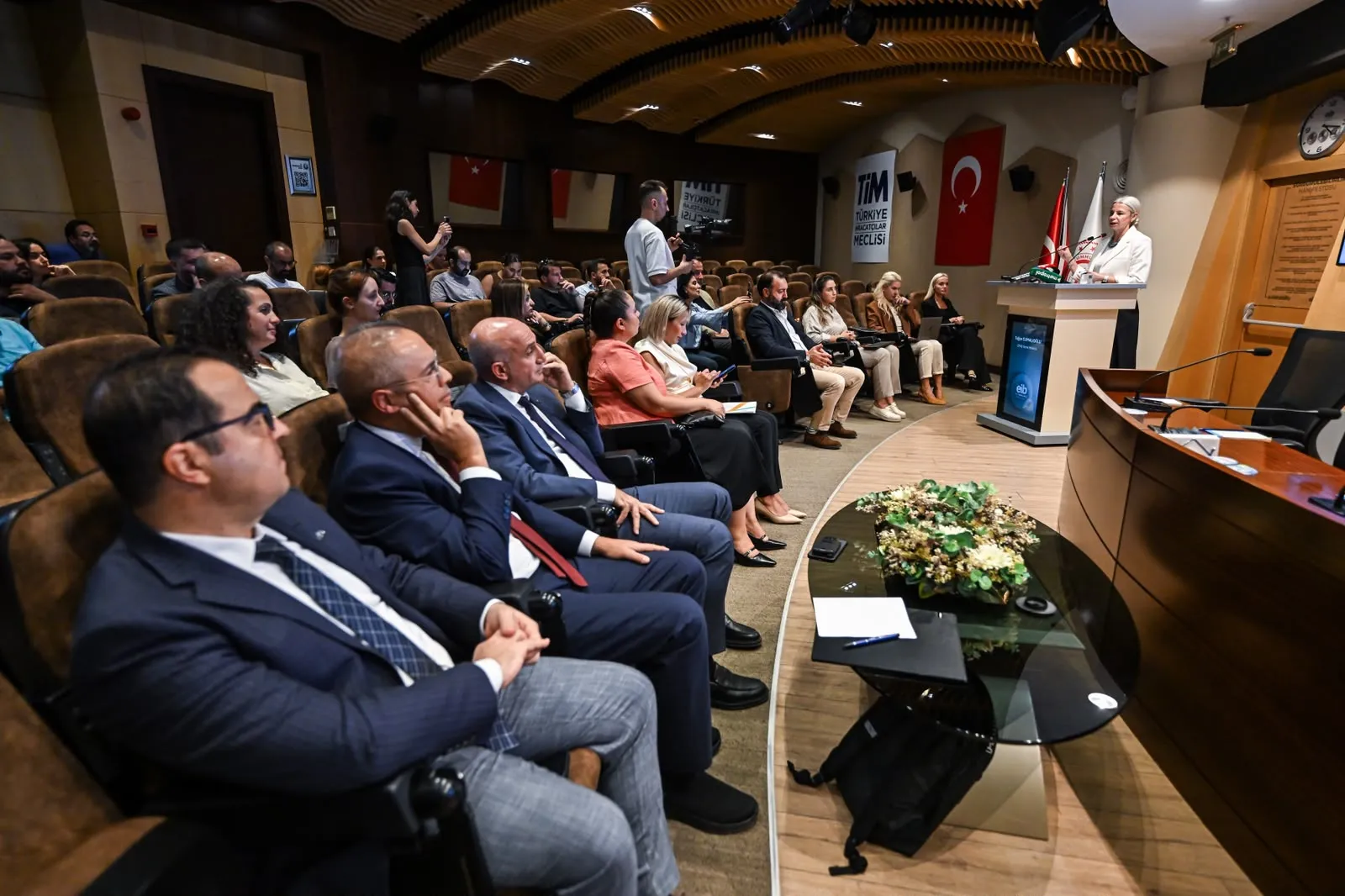 LOGISTECH Fuarı tanıtım toplantısı Ege İhracatçı Birlikleri'nde yapıldı