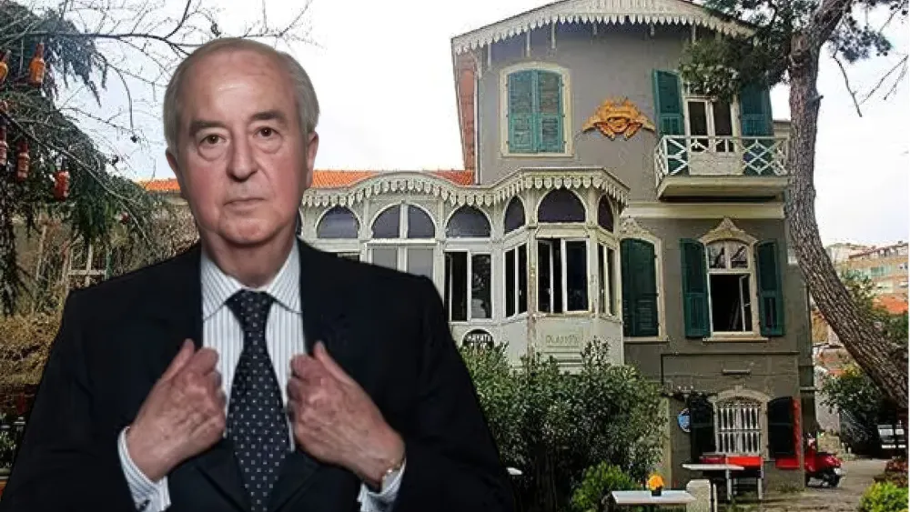 İzmirli levanten bir ailenin üyesi olan Édouard Balladur'un çocukluğu zaman zaman Bornova'daki De Andria Köşkü'nde geçti