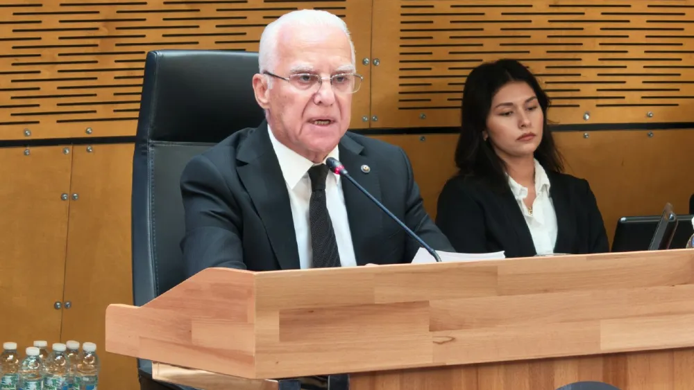 İbrahim Gökçüoğlu EBSO Meclis Başkanlığına gözyaşları içinde veda etti