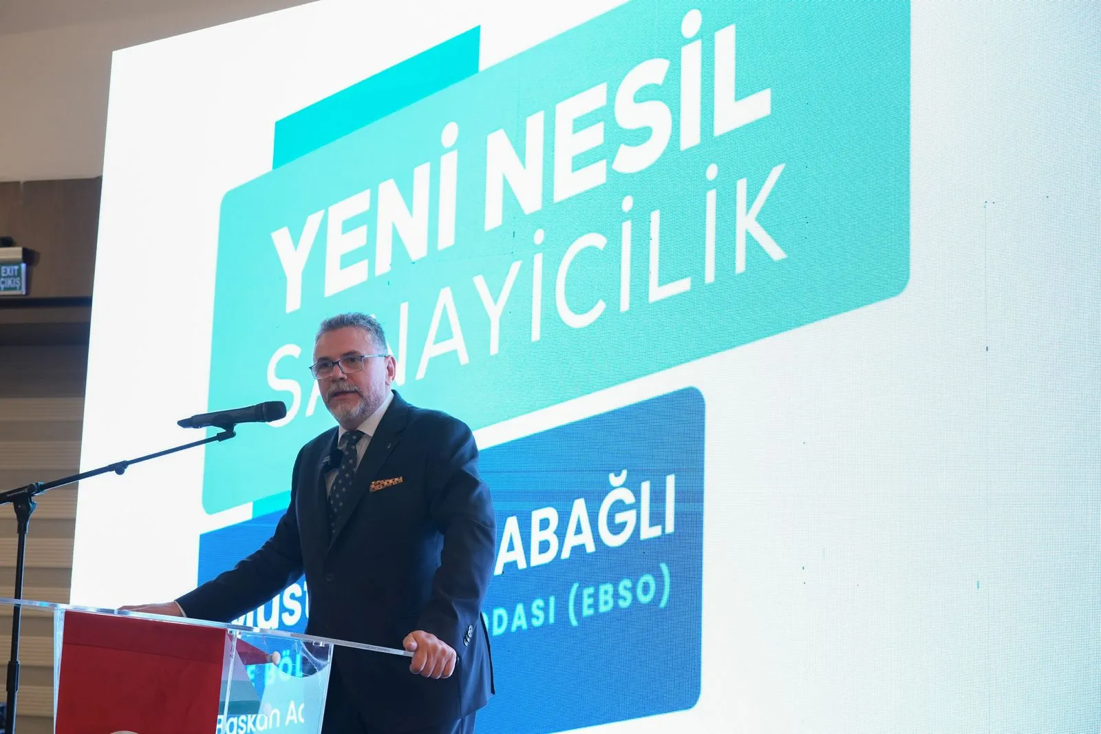Mustafa Karabağlı, EBSO'nun aidat uygulamalarını eleştirdi