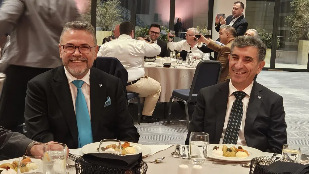 Tezcan’dan ortak aklın tarafında olma sözü ve Karabağlı için TOBB çağrısı