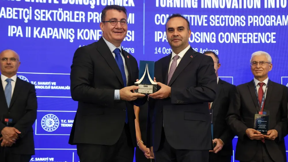 Sanayi ve Teknoloji Bakanlığı'ndan Teknopark İzmir ve İYTEye “Üstün Proje Ödülü”