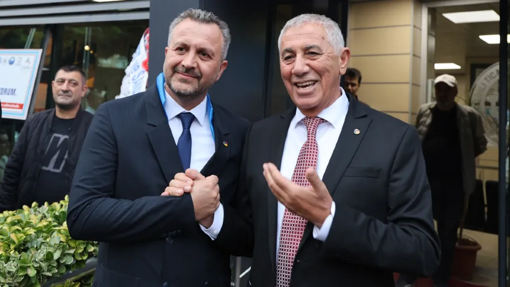 Salihli Ticaret ve Sanayi Odası seçimlerinde Süleyman Sevinç (solda) ile İbrahim Yüksel yarıştı