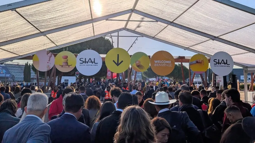 Paris’te fuar rezaleti… Ne girebiliyorlar ne çıkabiliyorlar