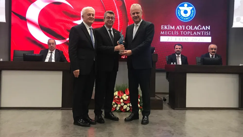 İZTO’da sürpriz değişim… Mustafa Tanyeri veda etti, Mehmet Yavuz geldi