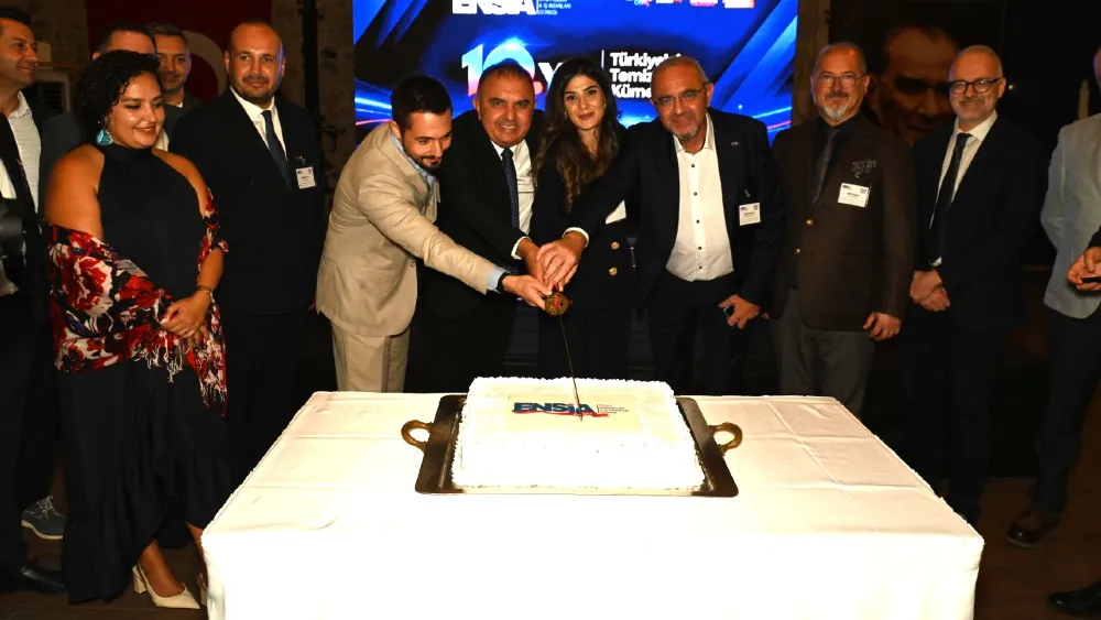 ENSİA, 10. yılını İzmir'de kutladı