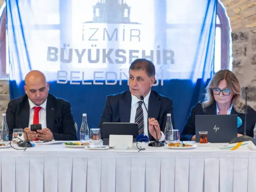 Tugay’dan turizmcilere ‘elinizi taşın altına koyun’ çağrısı