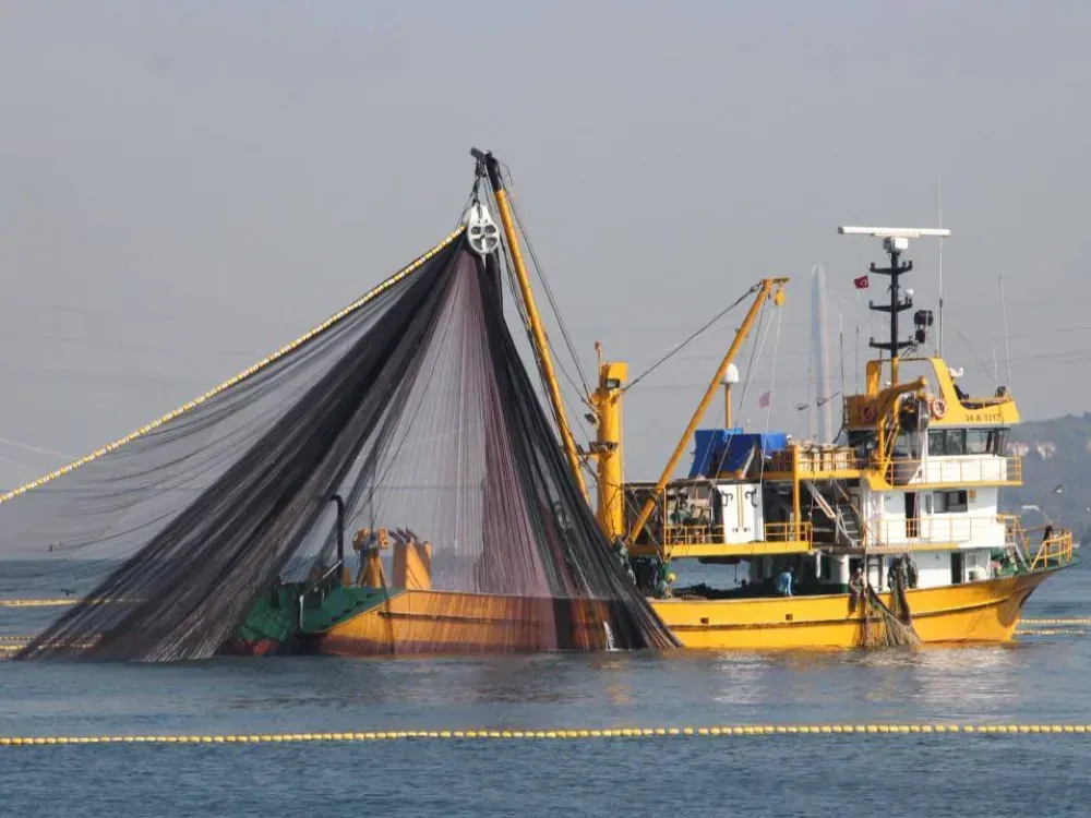 Dışişleri Türk balıkçıya sahip çıktı: Yunan haritaları yok hükmünde!