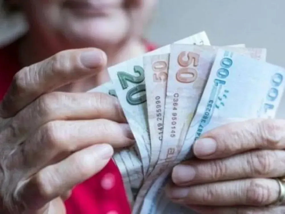 En düşük emekli maaşı için masadaki üç senaryo!