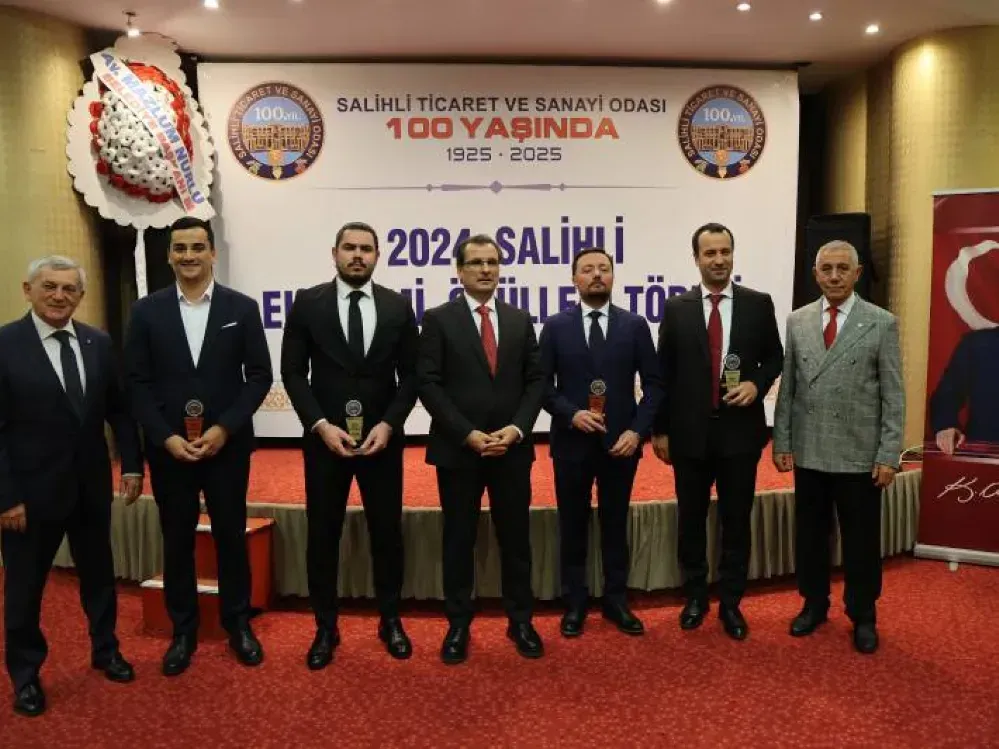 Salihli TSO, iş insanlarını ödüllendirdi