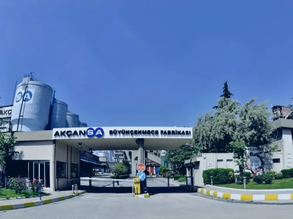 Sabancı Akçansa hisselerini satıyor