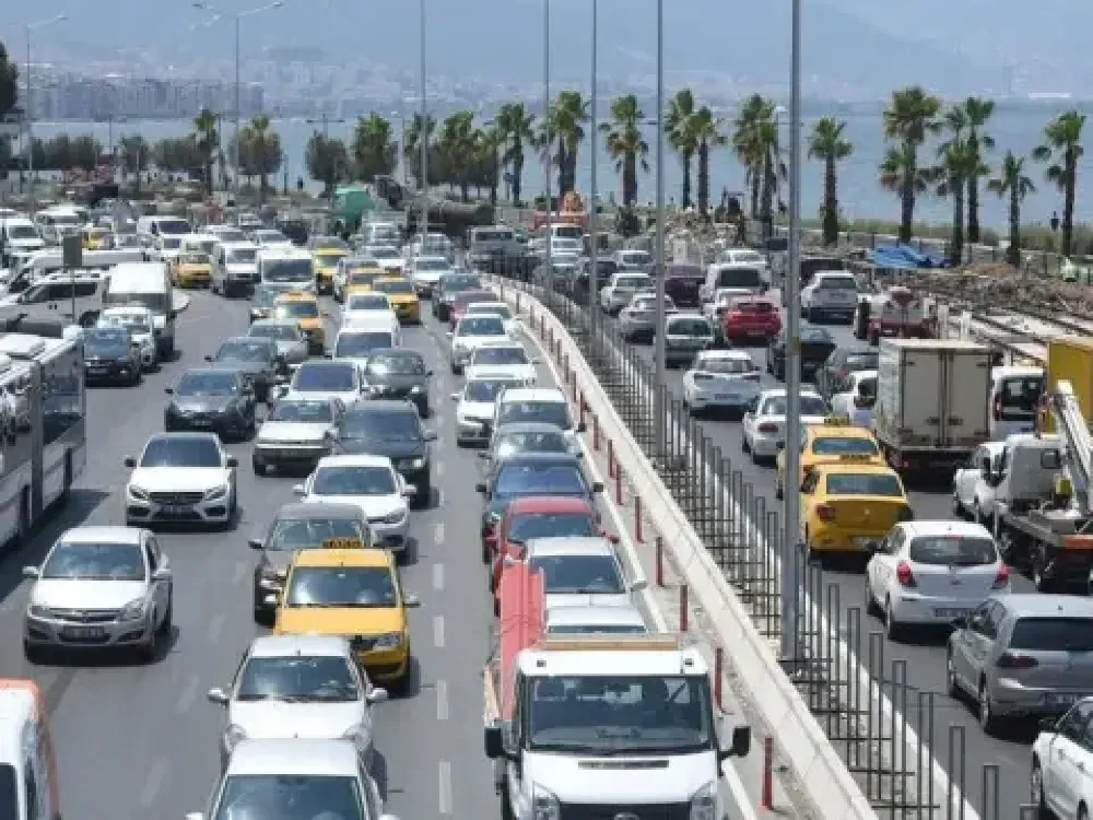 İzmirli iş insanlarından kent içi ulaşım isyanı ve çevre yolu talebi