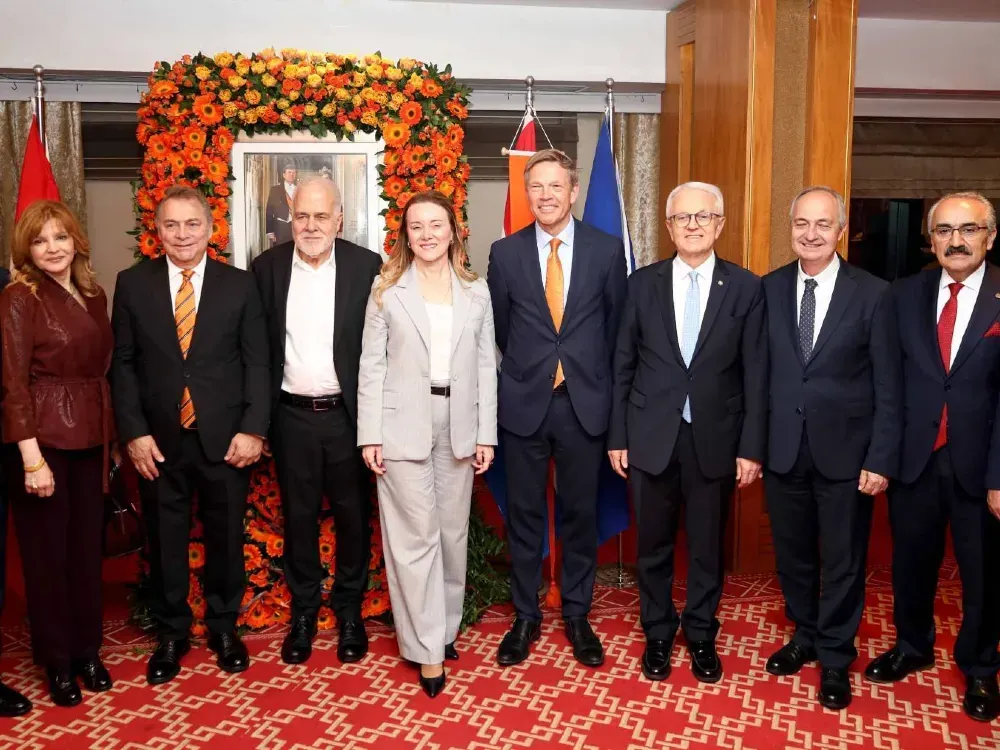 İzmir’de Hollanda Kral Günü: Ticaret ve kültür köprüsü güçlenecek