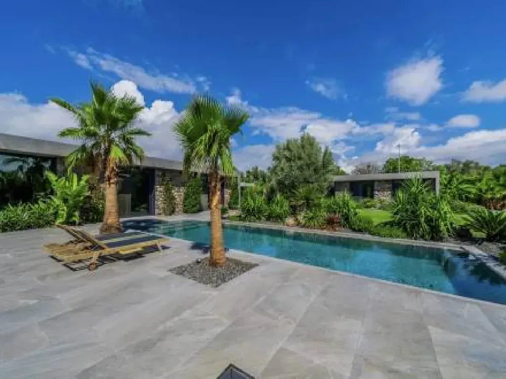 Urla'da 54 lüks villalık Ourland projesine plan onayı