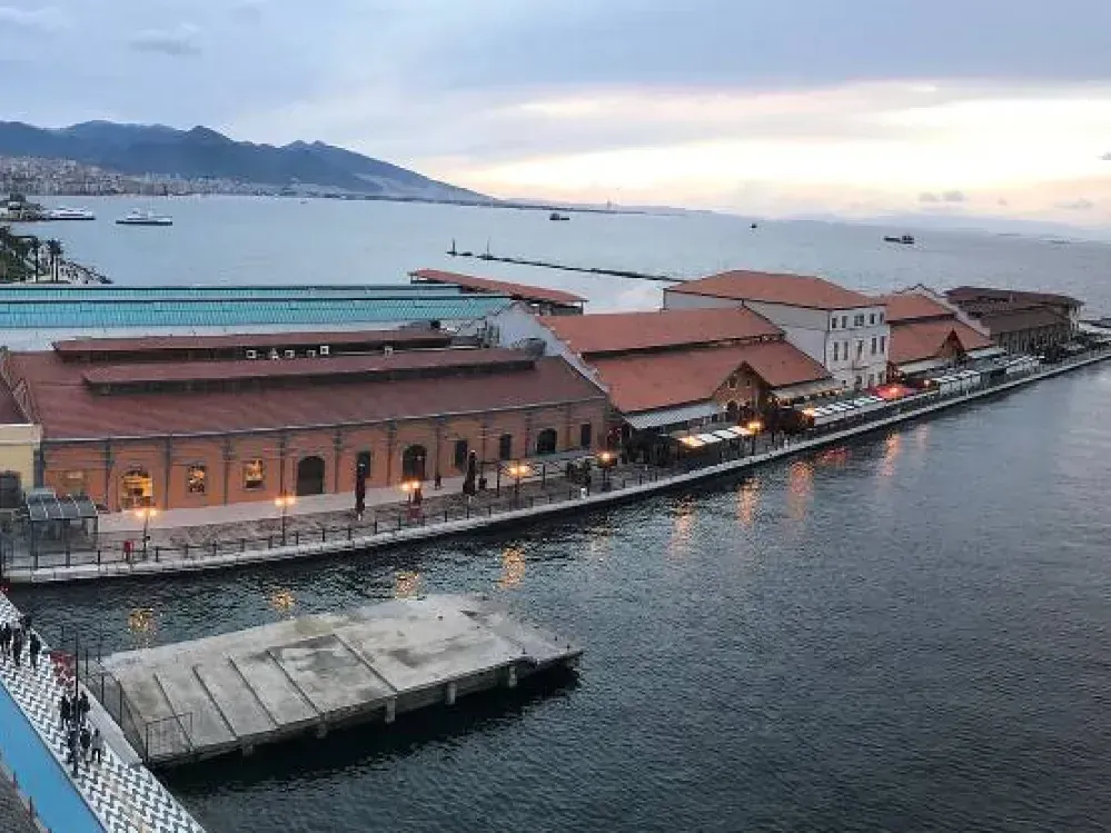 Denizcilik İşletmeleri Konak Pier'i 30 yıl sonra devraldı!