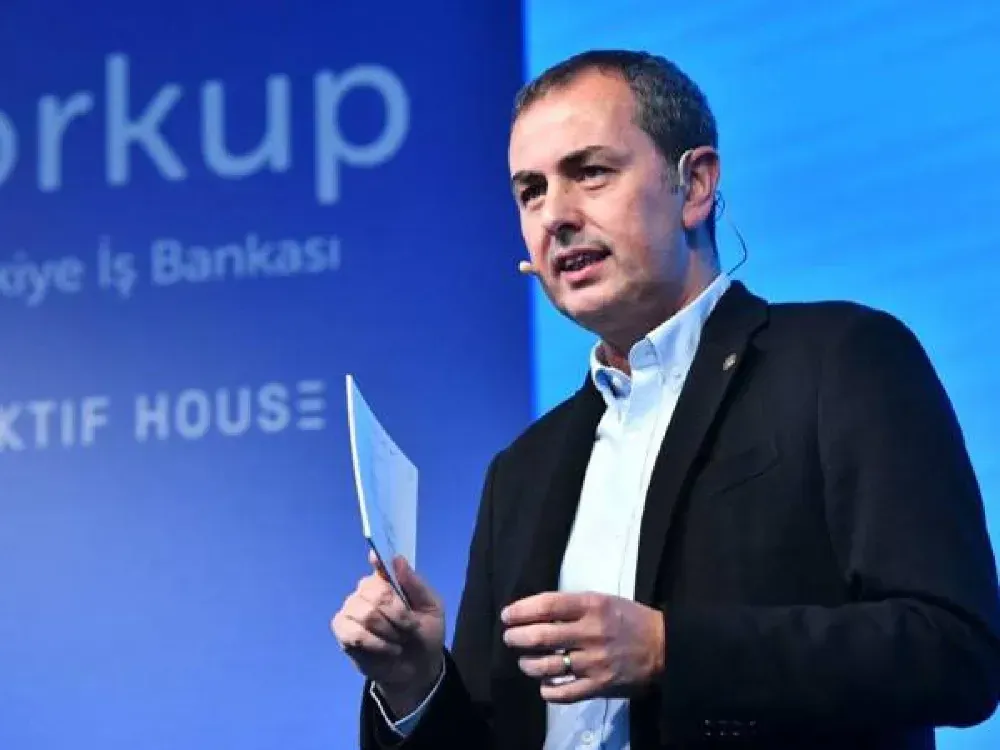 İş Bankası Genel Müdürü çark etti: Önce eleştirdi, sonra özür diledi!