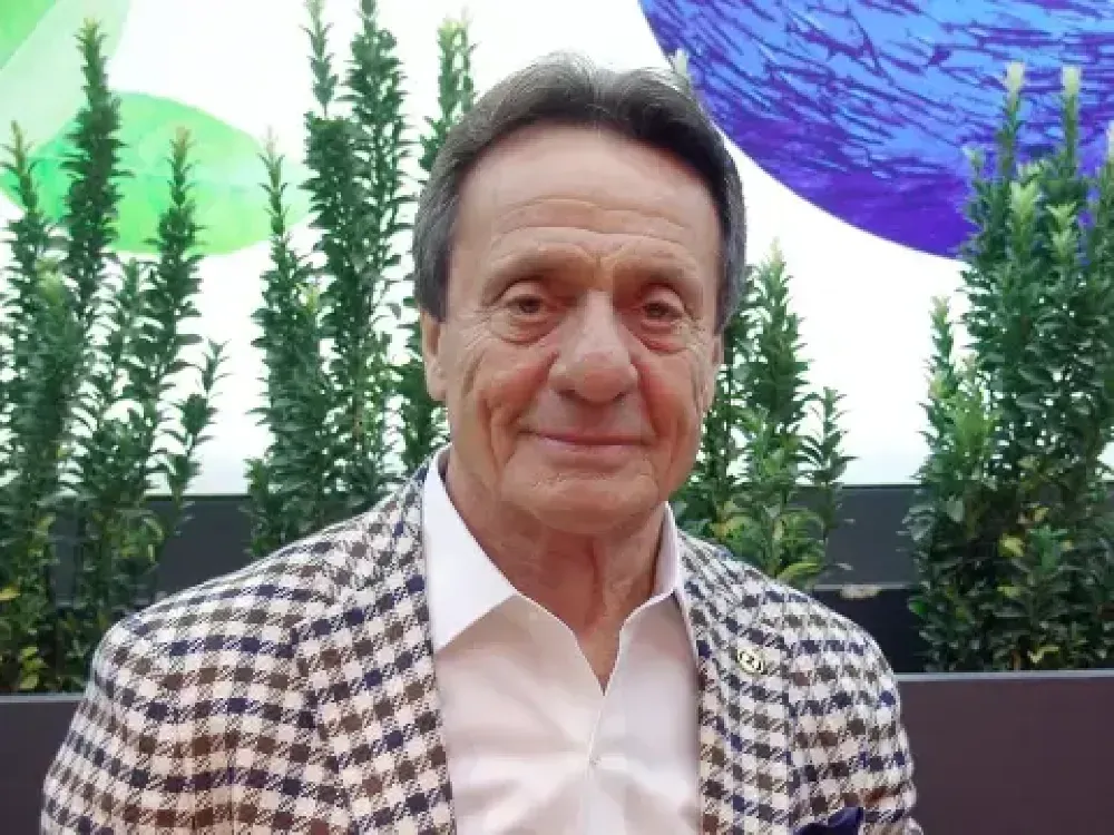 Ege’nin elektronik devinden 500 milyon dolarlık borç hamlesi